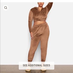 Skims Velour Set